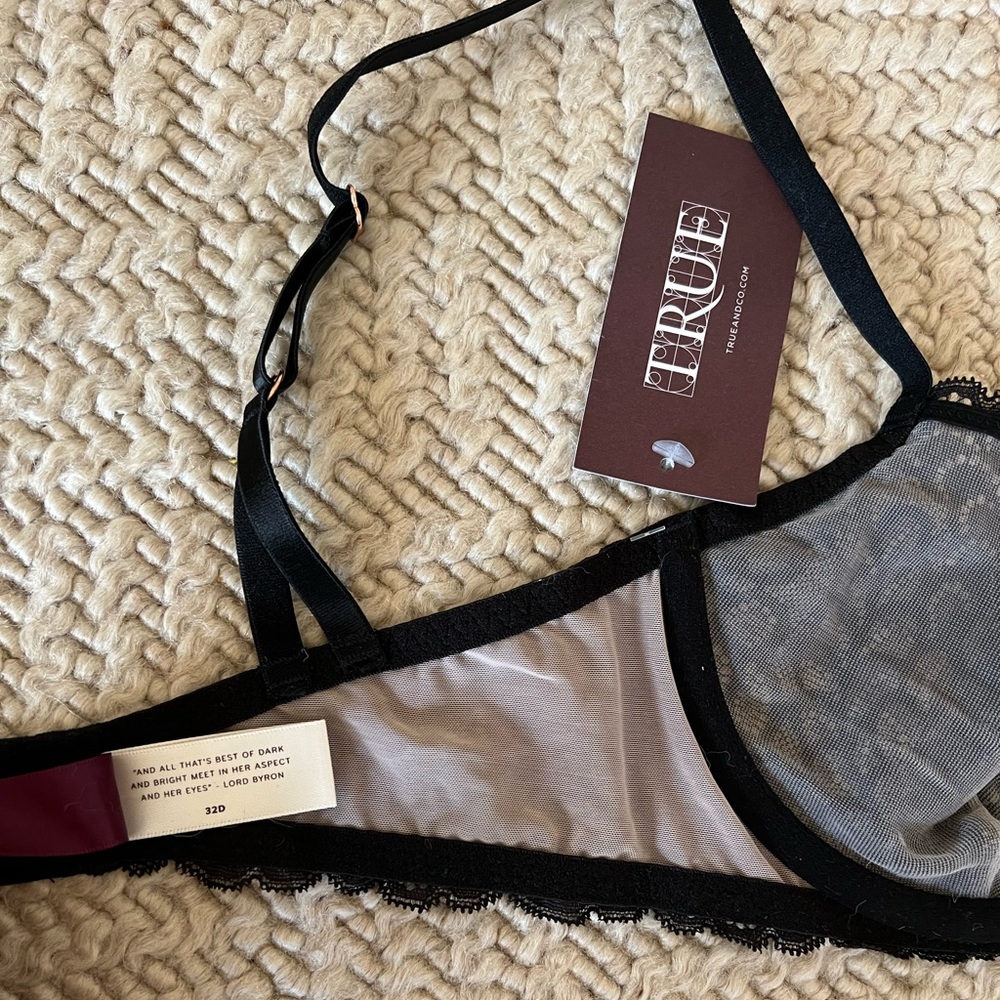 NWT True & Co Gramercy Balconette - 32D - Picture 9 of 11